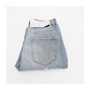 BDG Mom High Rise Light Wash Denim Jeans Distressed SZ27W NWT